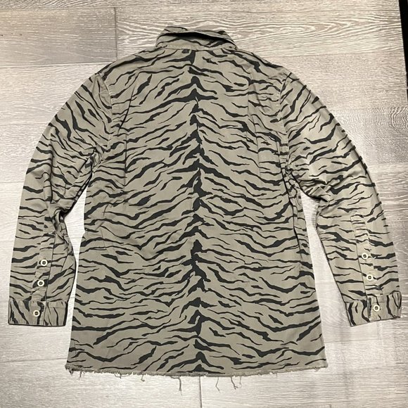 Pistola Animal Print Jacket/Shacket - NWT - Picture 2 of 8